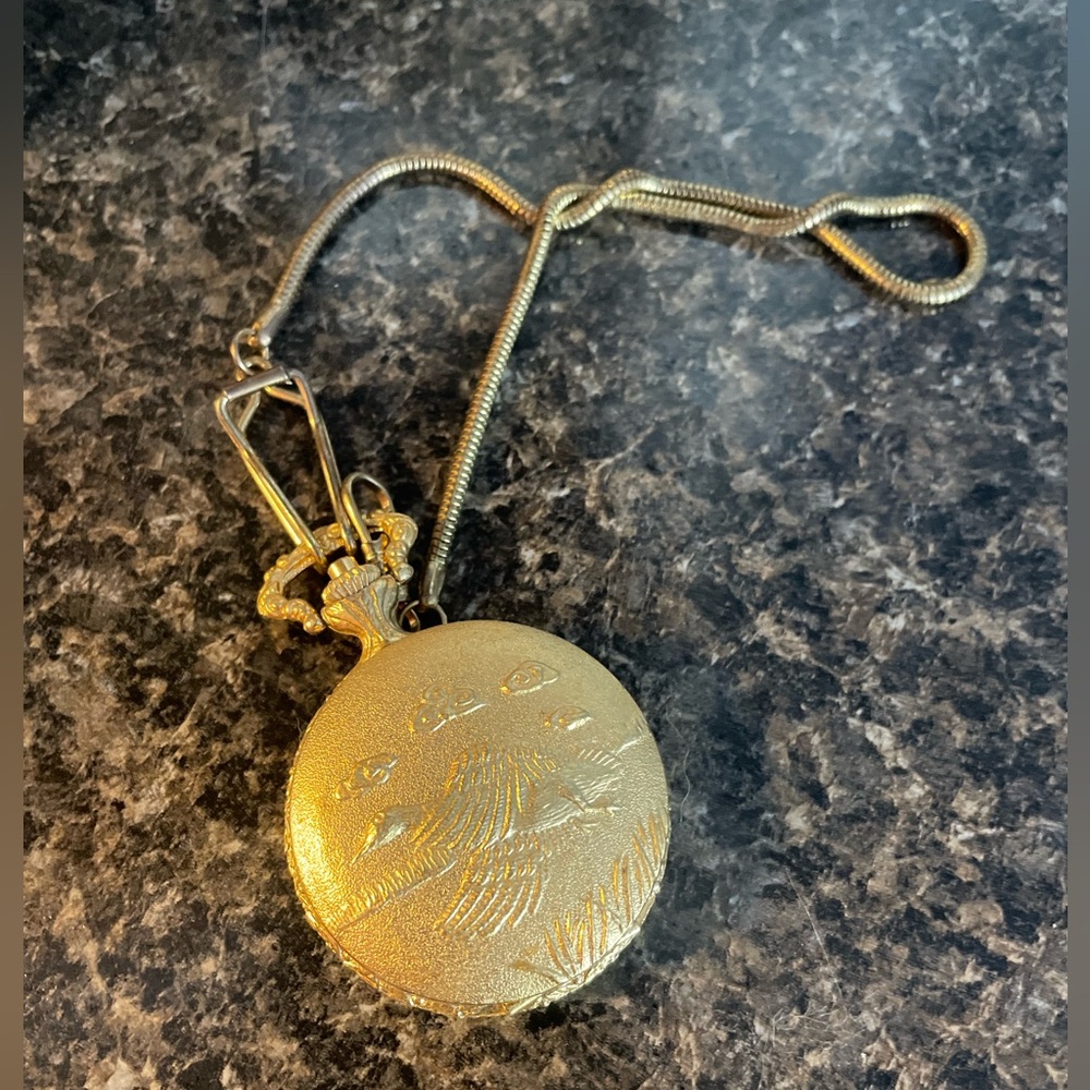 Vintage Gold Pocket Watch Pendant - Picture 4 of 4